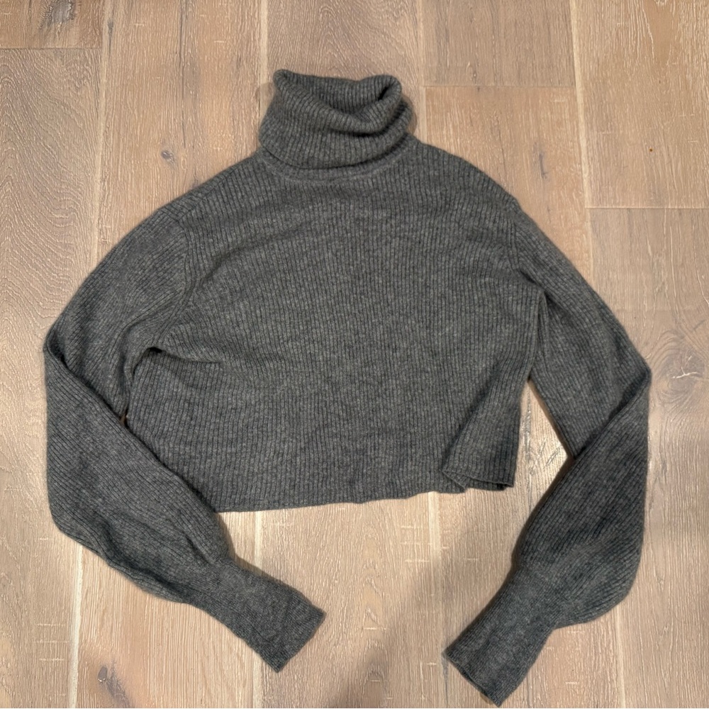Reformation Luisa cropped cashmere sweater